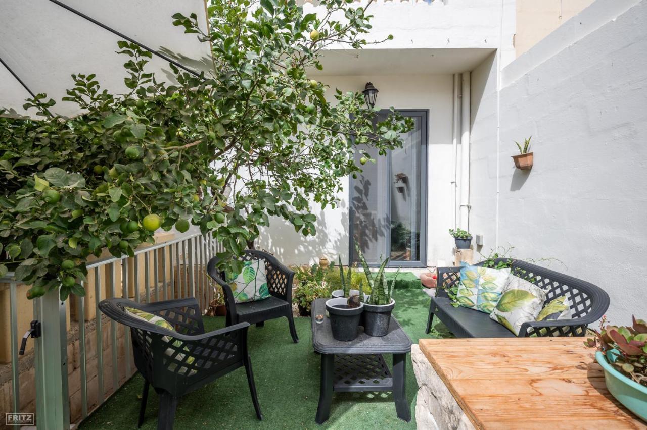Gudja Close To Airport - Private Room With Private Bathroom Adults Only المظهر الخارجي الصورة